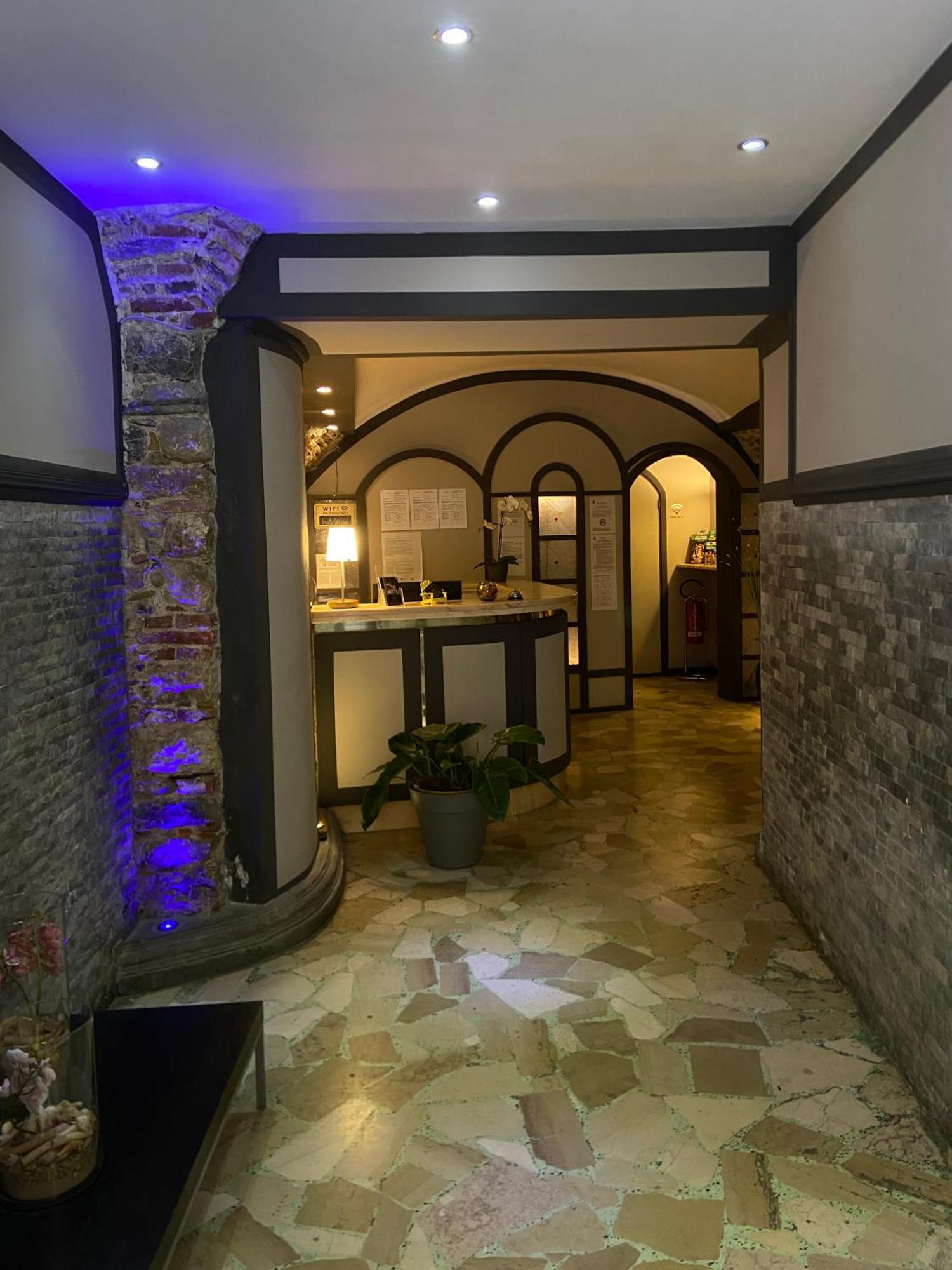 Hotel Pino Lerici Eksteriør bilde