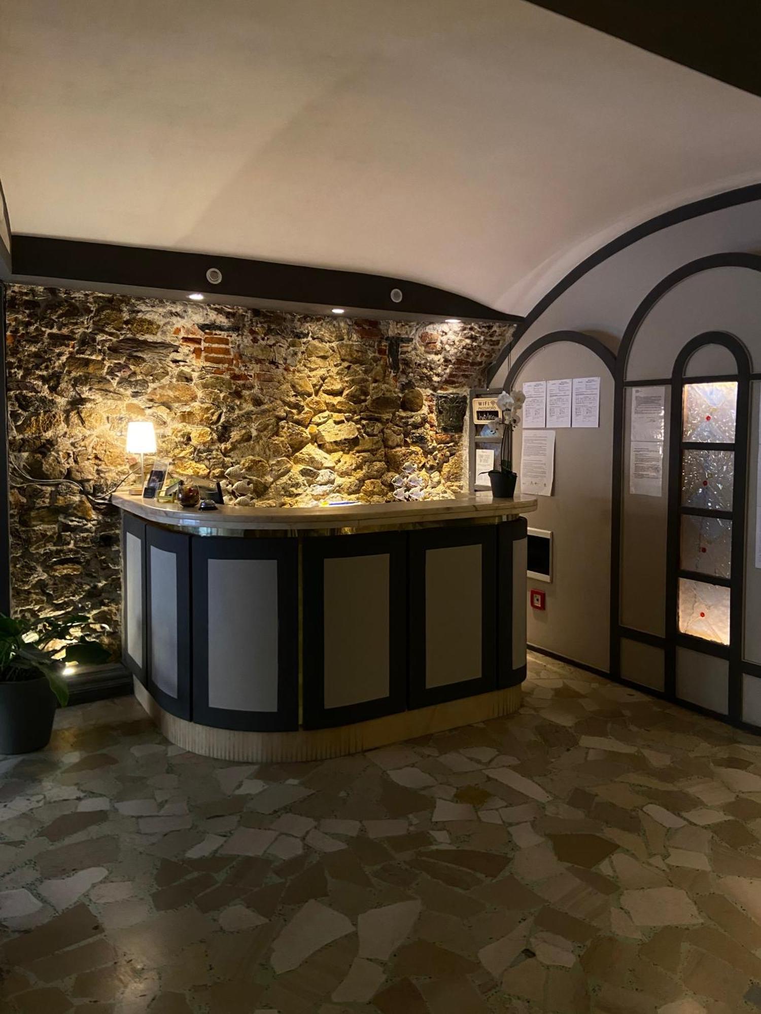 Hotel Pino Lerici Eksteriør bilde
